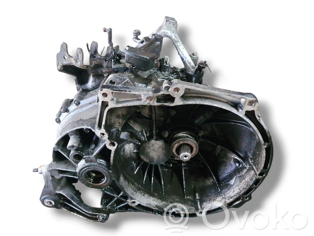 Volvo V50 Manualna 5-biegowa skrzynia biegów 