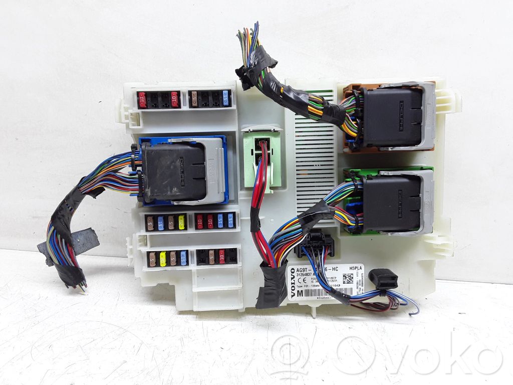 Volvo V70 Module de fusibles 