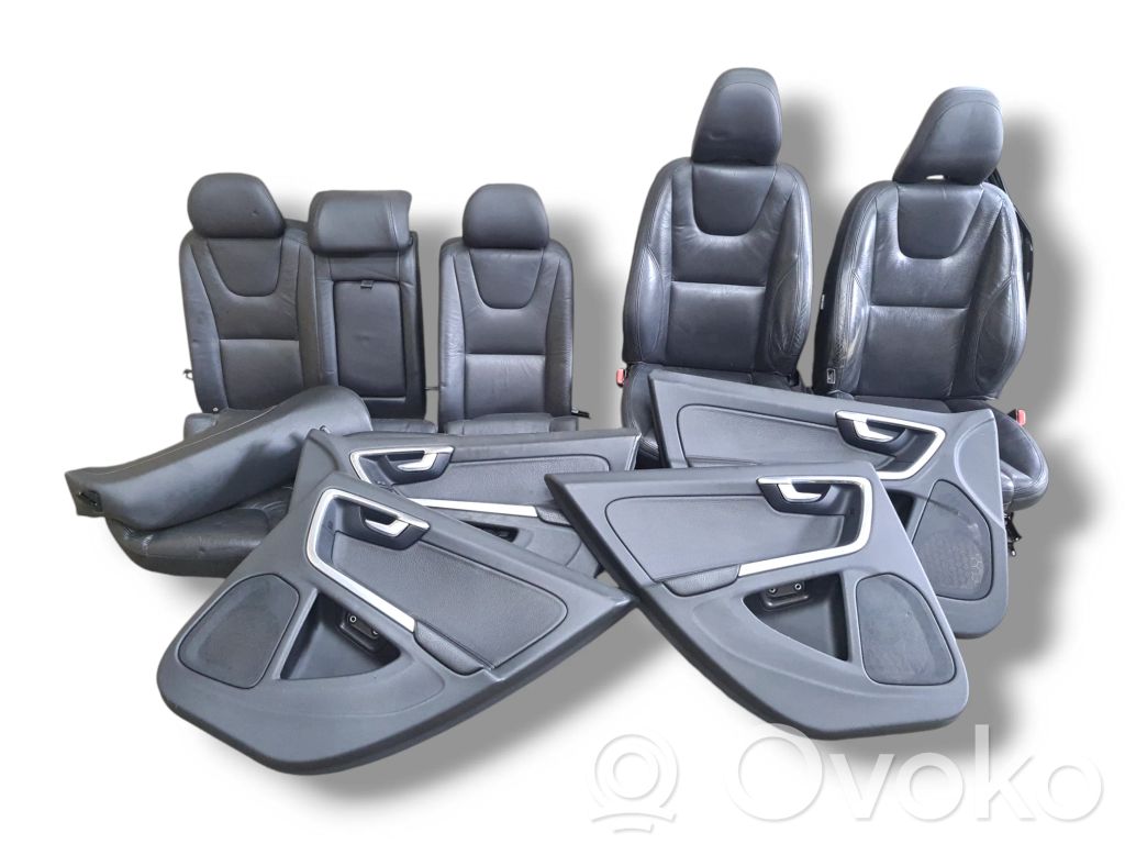 Interior set