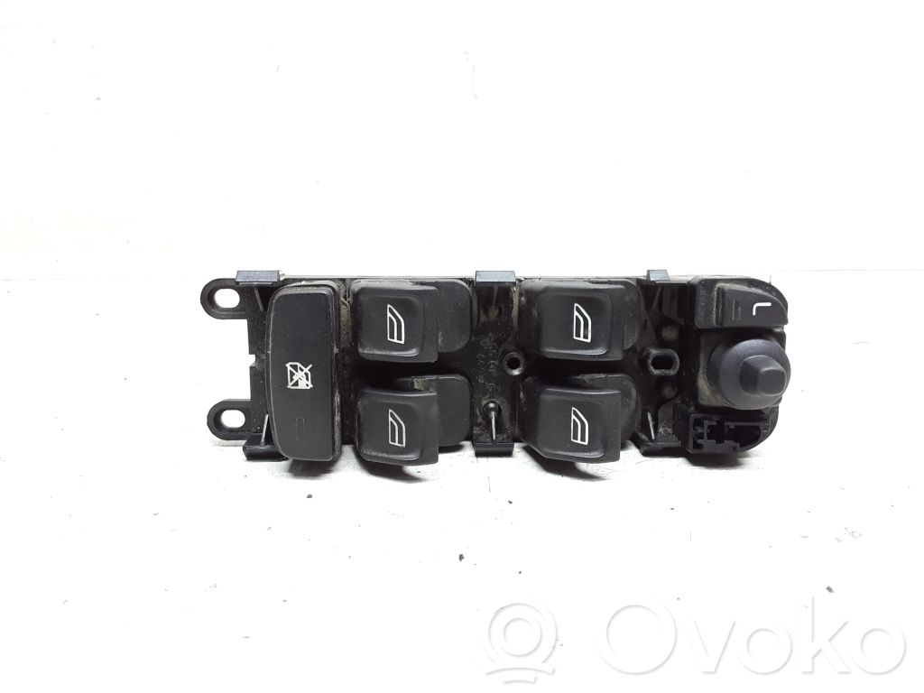 Volvo V70 Electric window control switch 
