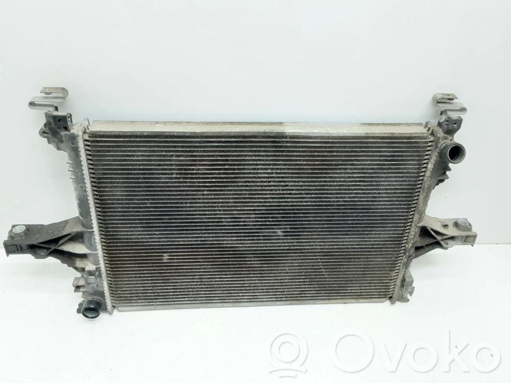 Volvo XC70 Coolant radiator 