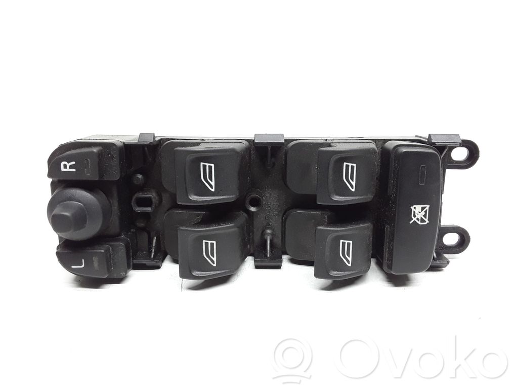 Volvo XC70 Electric window control switch 