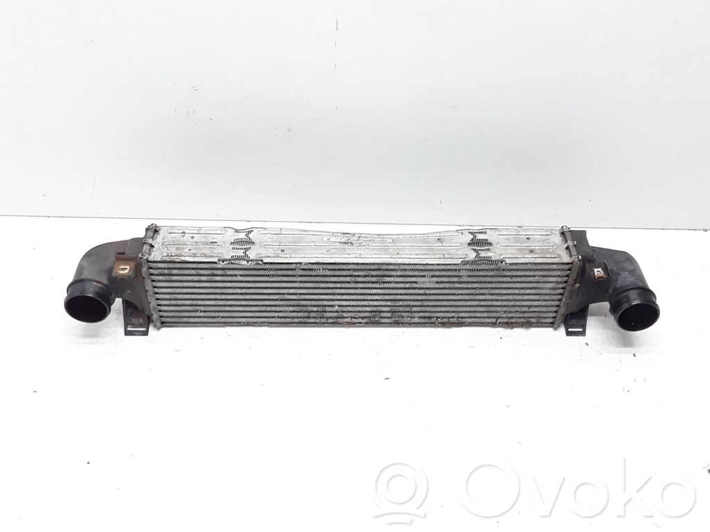 Volvo V60 Interkūlerio radiatorius 