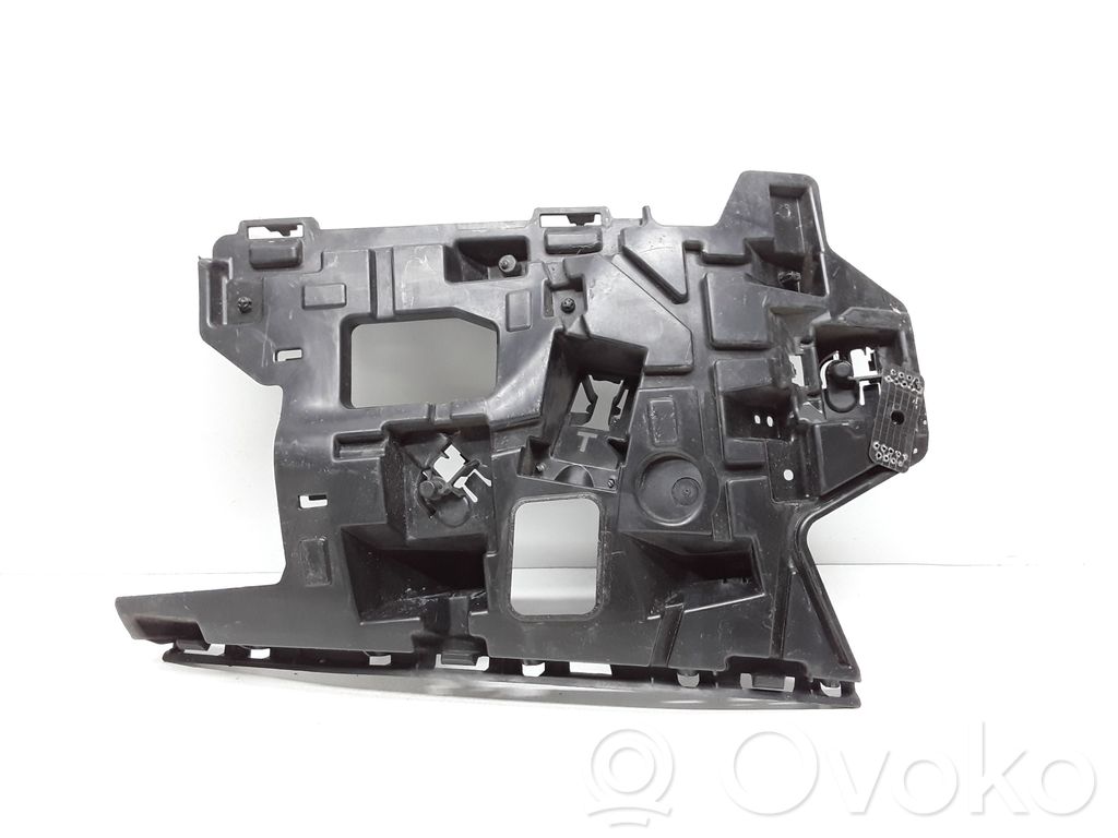 Volvo V40 Front bumper mounting bracket 