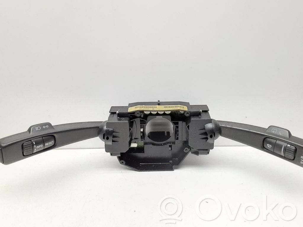 Volvo V50 Wiper turn signal indicator stalk/switch 