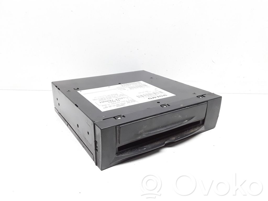 Volvo V70 Radio/CD/DVD/GPS head unit 