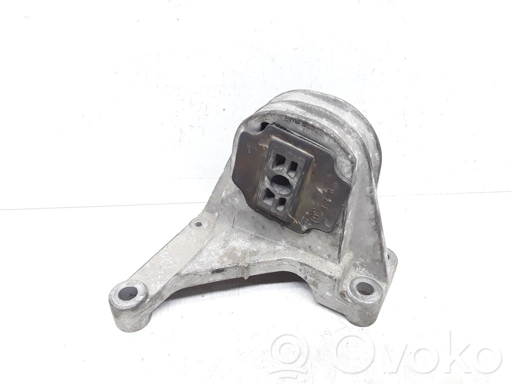 Volvo S60 Engine mount bracket 