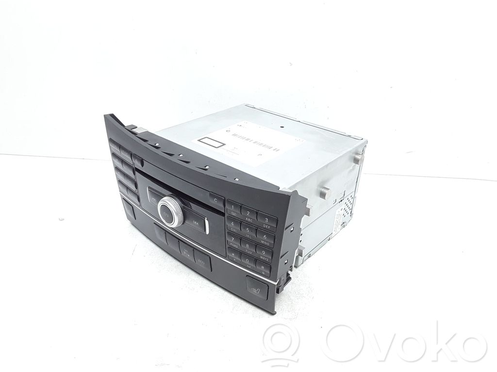 Mercedes-Benz E C207 W207 Panel / Radioodtwarzacz CD/DVD/GPS 