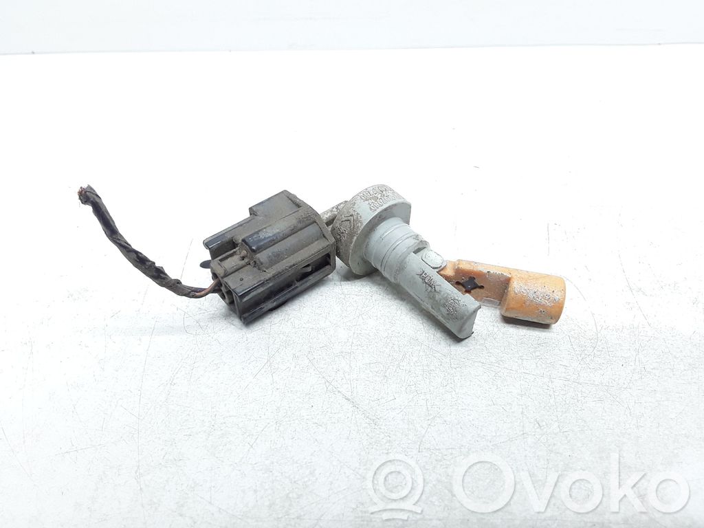 Volvo V60 Windshield washer fluid level sensor 