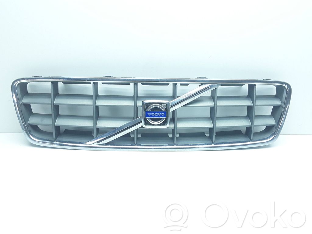 Volvo XC70 Maskownica / Grill / Atrapa górna chłodnicy 