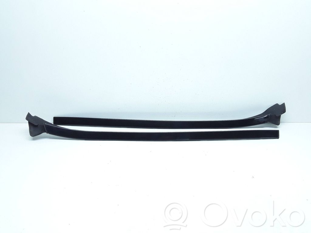 Mercedes-Benz E W212 Rivestimento parabrezza 