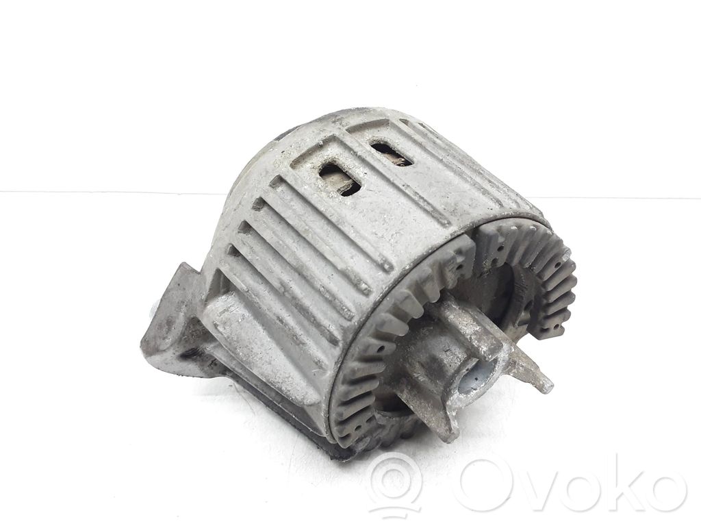 Mercedes-Benz E W212 Supporto di montaggio del motore