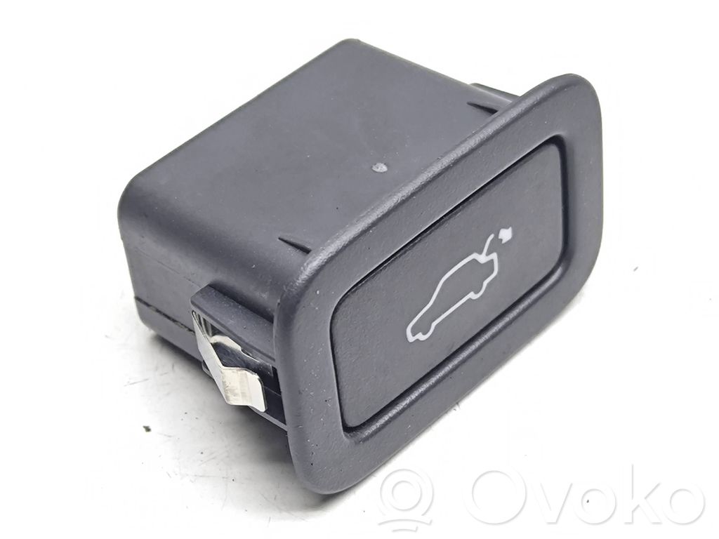 Volvo V70 Botón interruptor de maletero abierto 