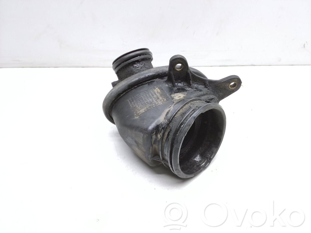 Mercedes-Benz E W211 Intake resonator 