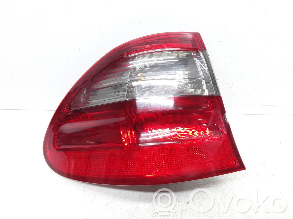 Mercedes-Benz E W211 Luci posteriori