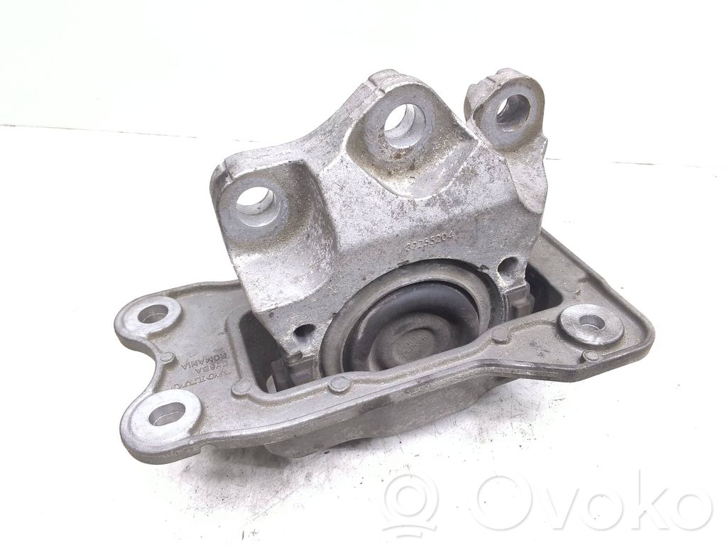 Engine mount bracket   32255204