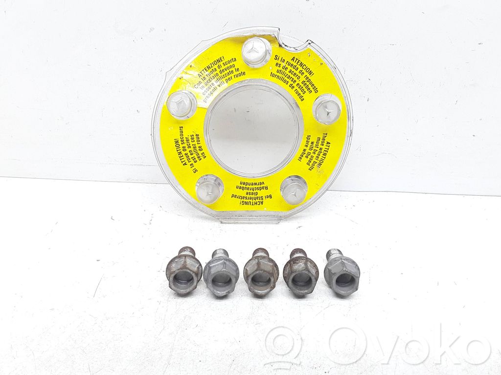 Tuercas/tornillos