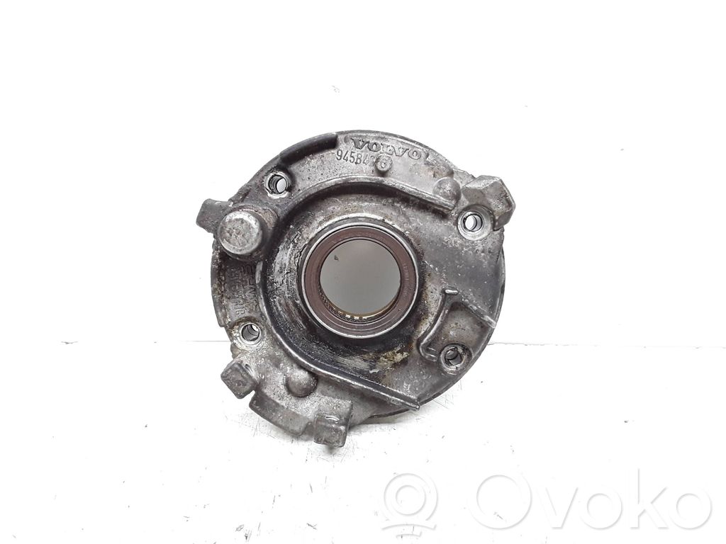 Volvo XC70 Pompe à huile 