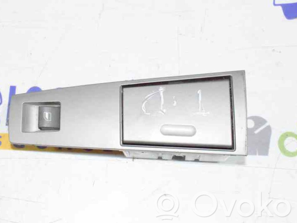 BMW 1 E81 E87 Electric window control switch 