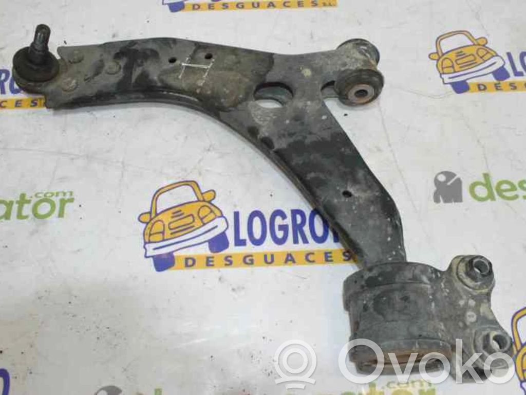 Ford Focus Рычаг 