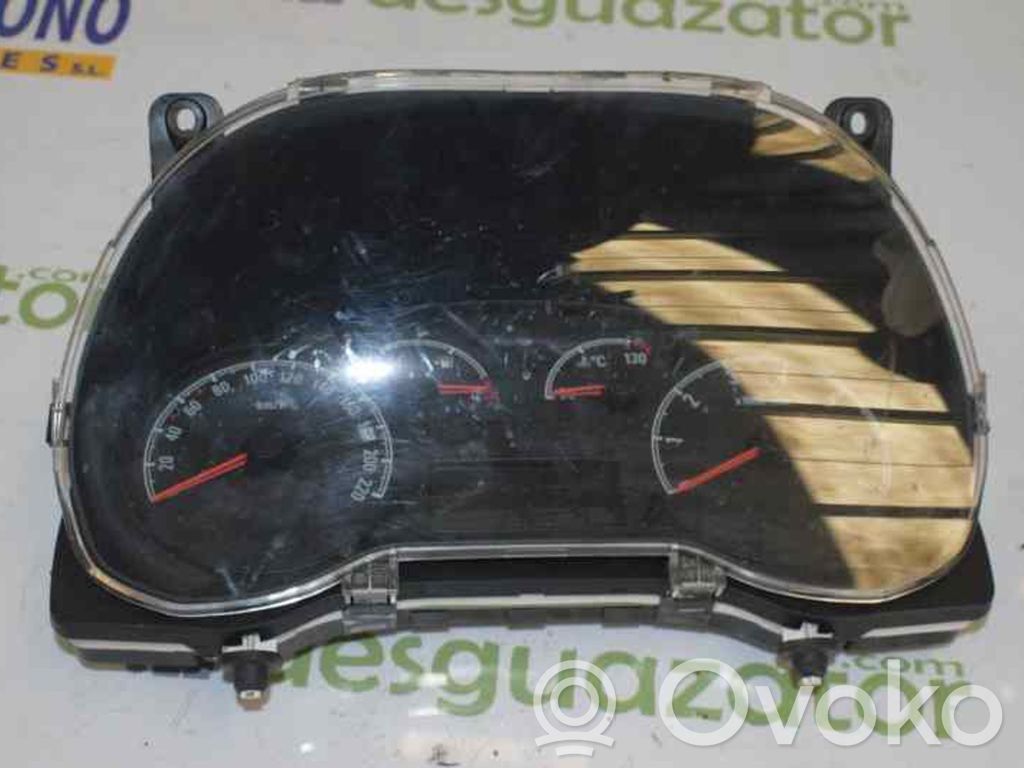 Opel Combo D Speedometer (instrument cluster) 