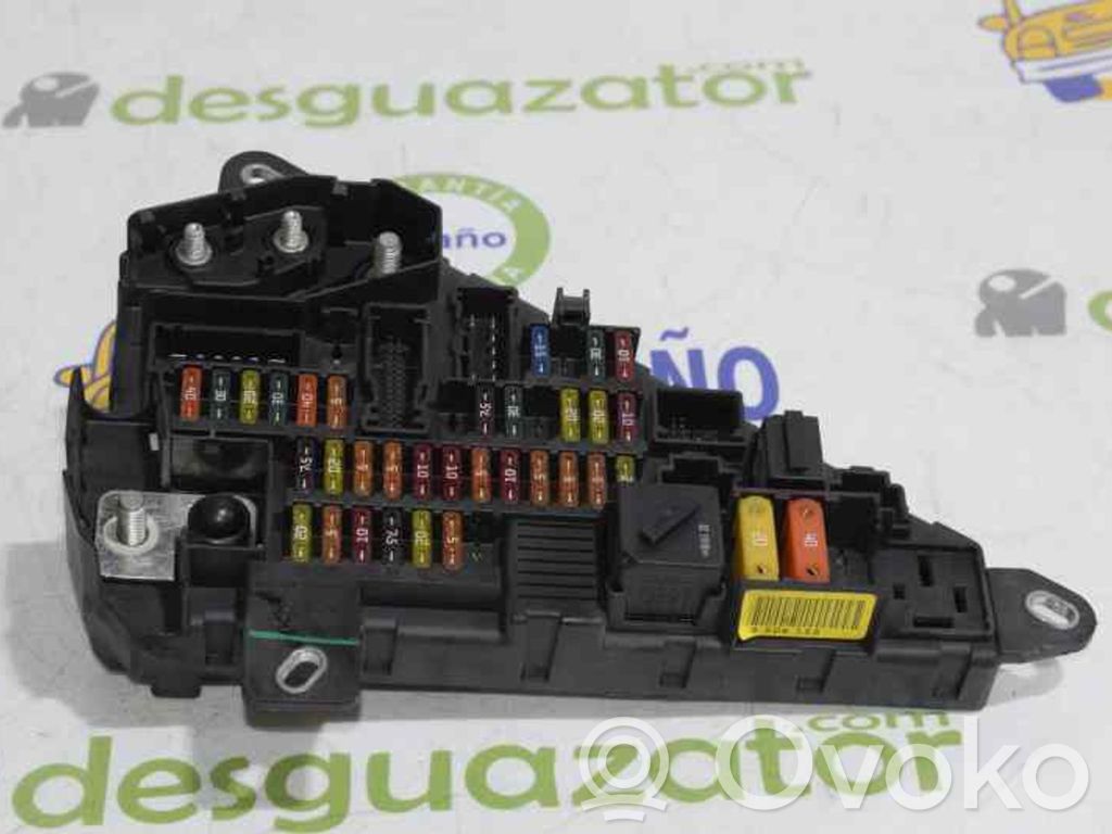 Módulo de fusible   61146932452,6906588,6906603