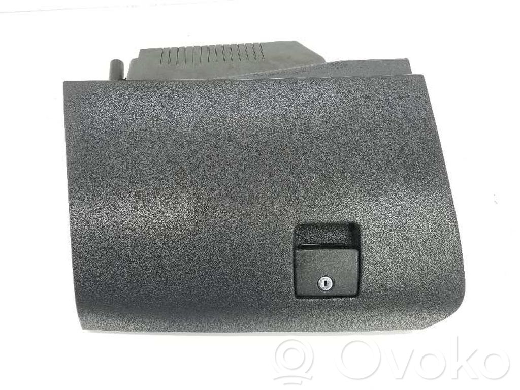 Guantera   13200640,13200640
