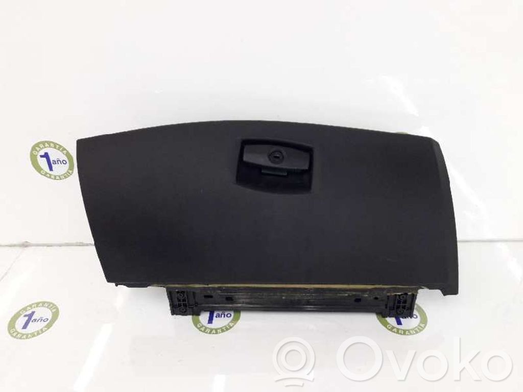 BMW 7 E65 E66 Glove box 