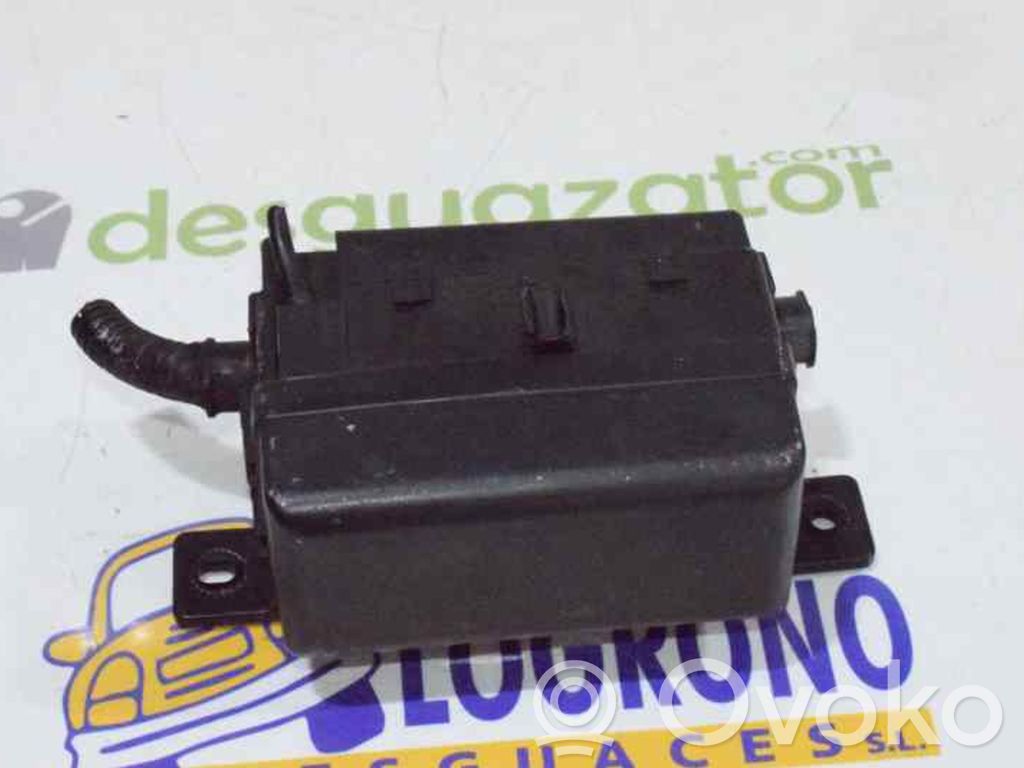 Módulo de fusible   0K53A67BX1,0K53A67BX1