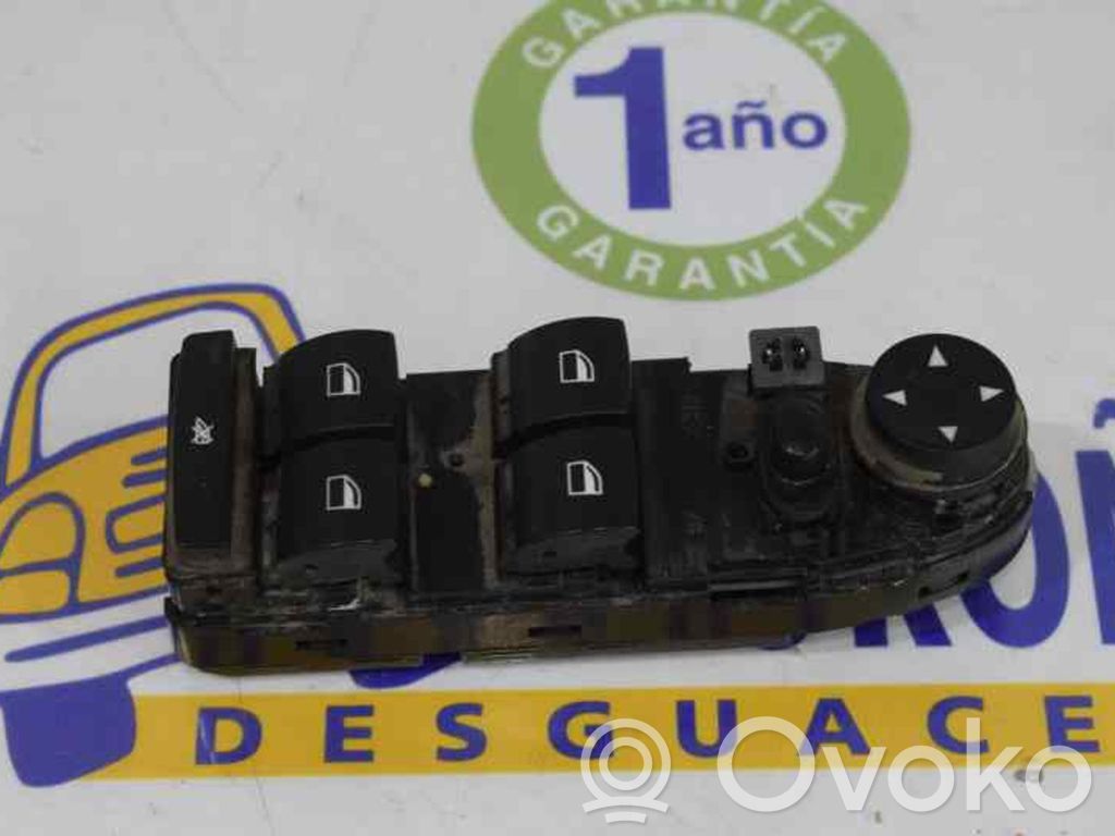 Interruptor del elevalunas eléctrico   61319122110,9122110