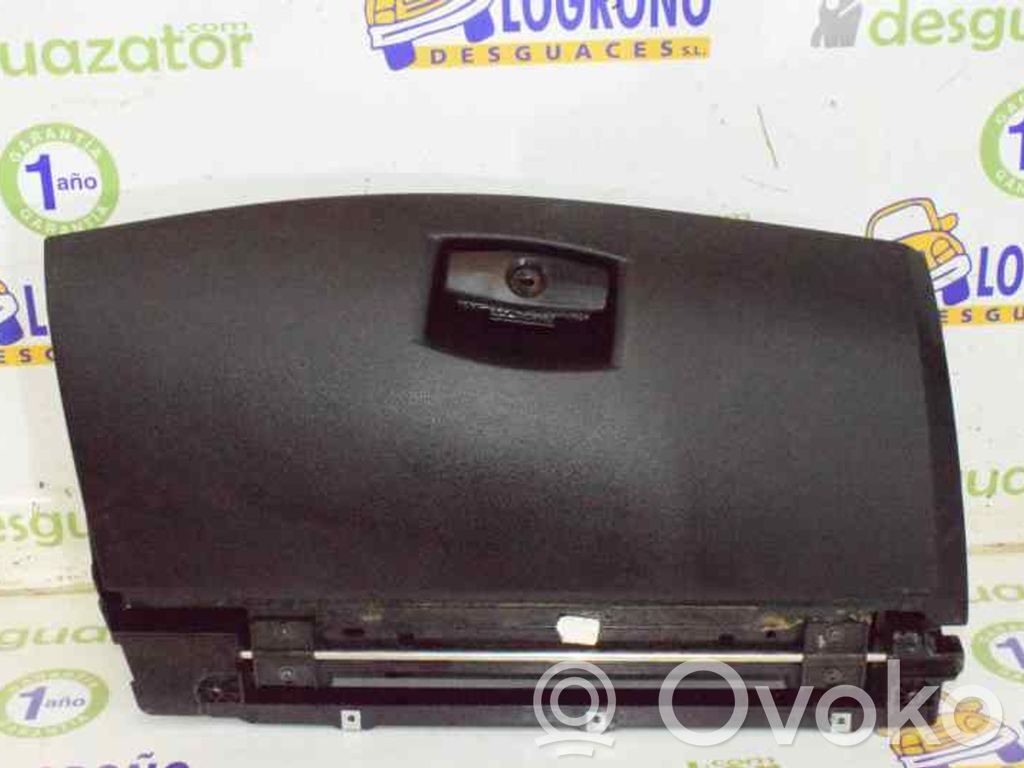 BMW 7 E65 E66 Glove box 