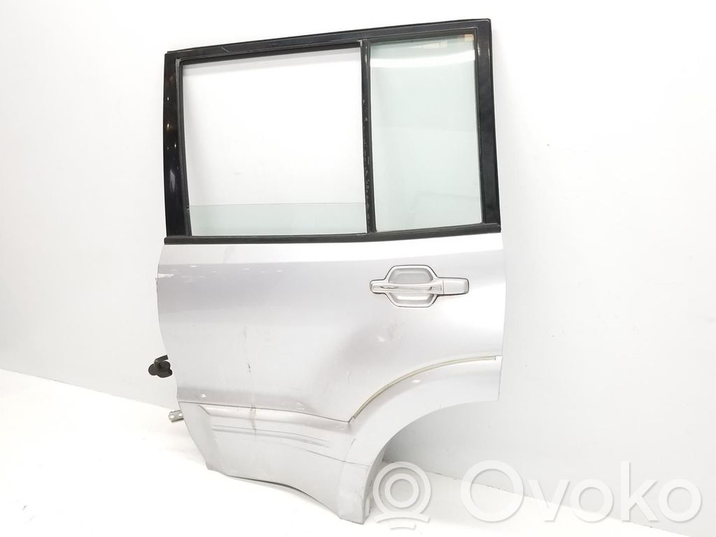 Mitsubishi Montero Puerta trasera 