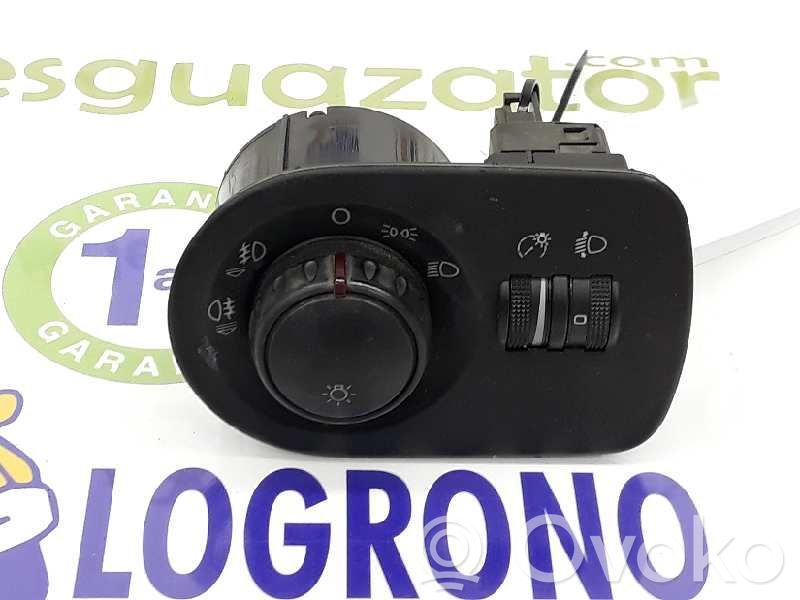 Seat Leon (1P) Interruptor de luz 