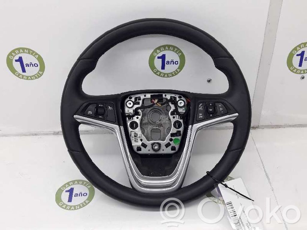 Opel Insignia A Ohjauspyörä 