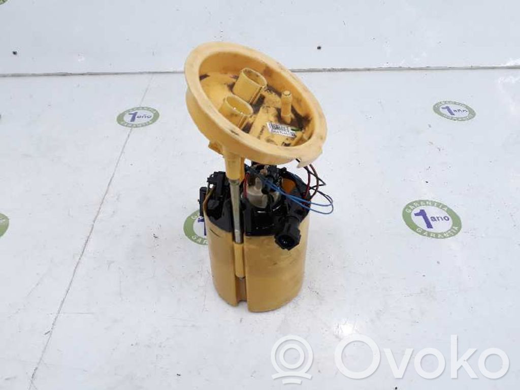 BMW 1 E82 E88 Bomba interna de combustible 