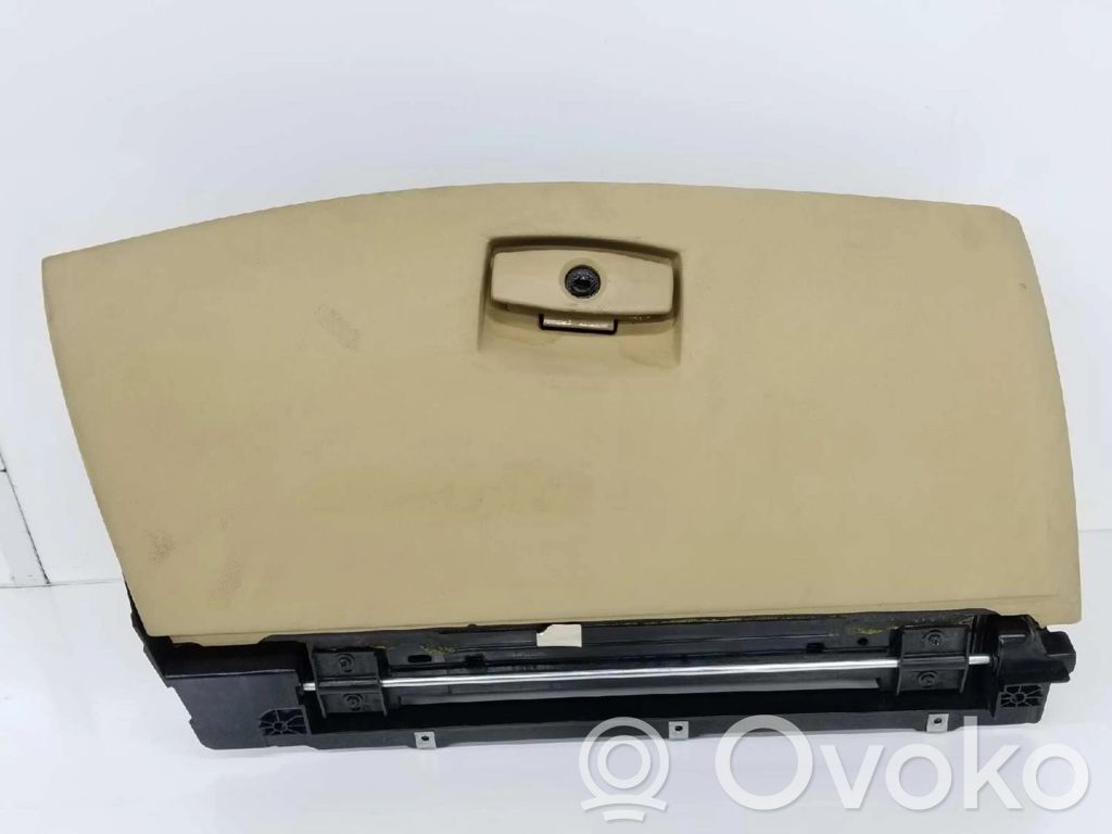 Glove box   51167034080,121451,51167063451