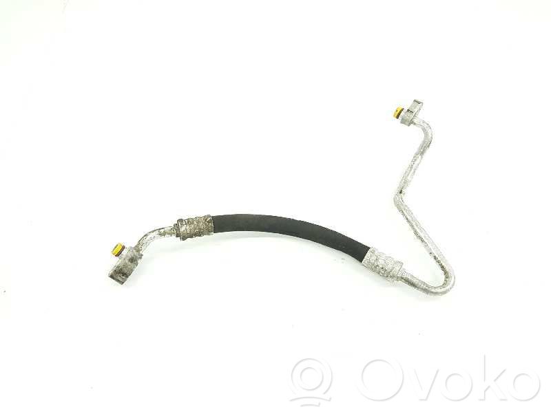 BMW 7 E65 E66 Ilmastointilaitteen putki (A/C) 