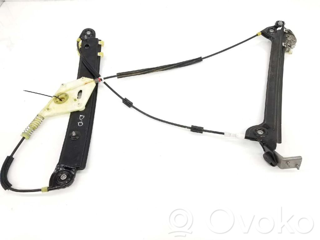 BMW 1 E81 E87 Front door electric window regulator 