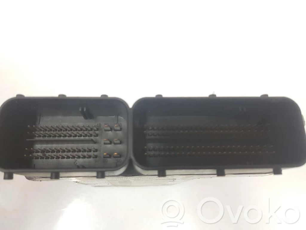BMW X3 E83 Engine control unit/module 