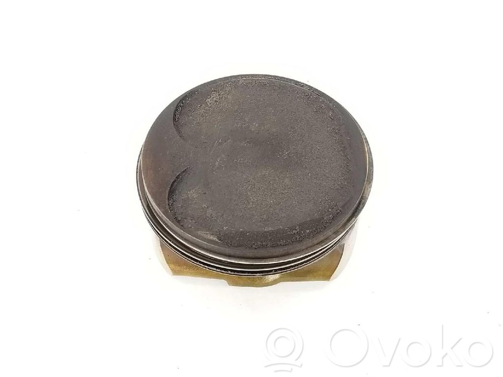 BMW 3 E92 E93 Piston 
