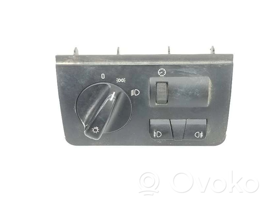 Interruptor de luz   61318380255,037045051