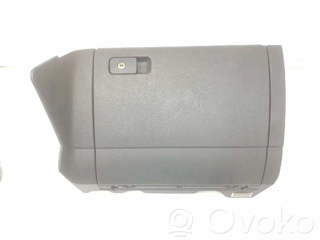 Volkswagen Golf VII Schowek deski rozdzielczej 