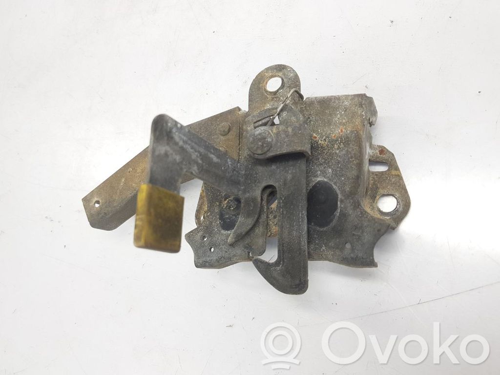 Tie down hook / loop   1902481,AB3916700AG