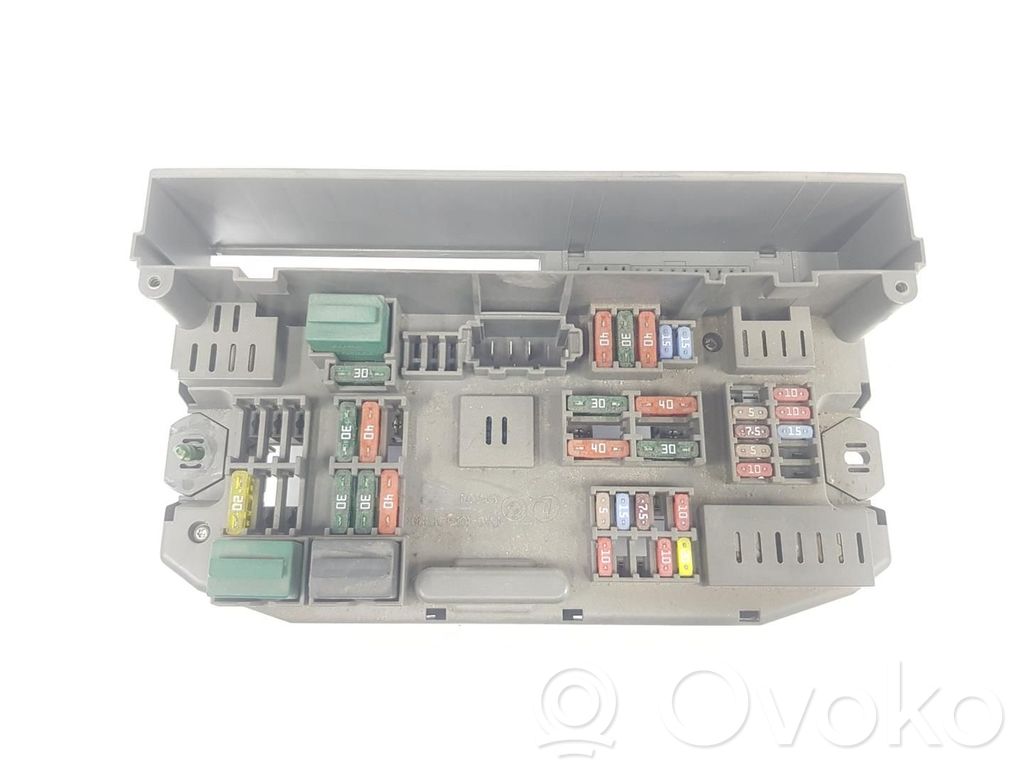 Módulo de fusible   61149145115,61149145115