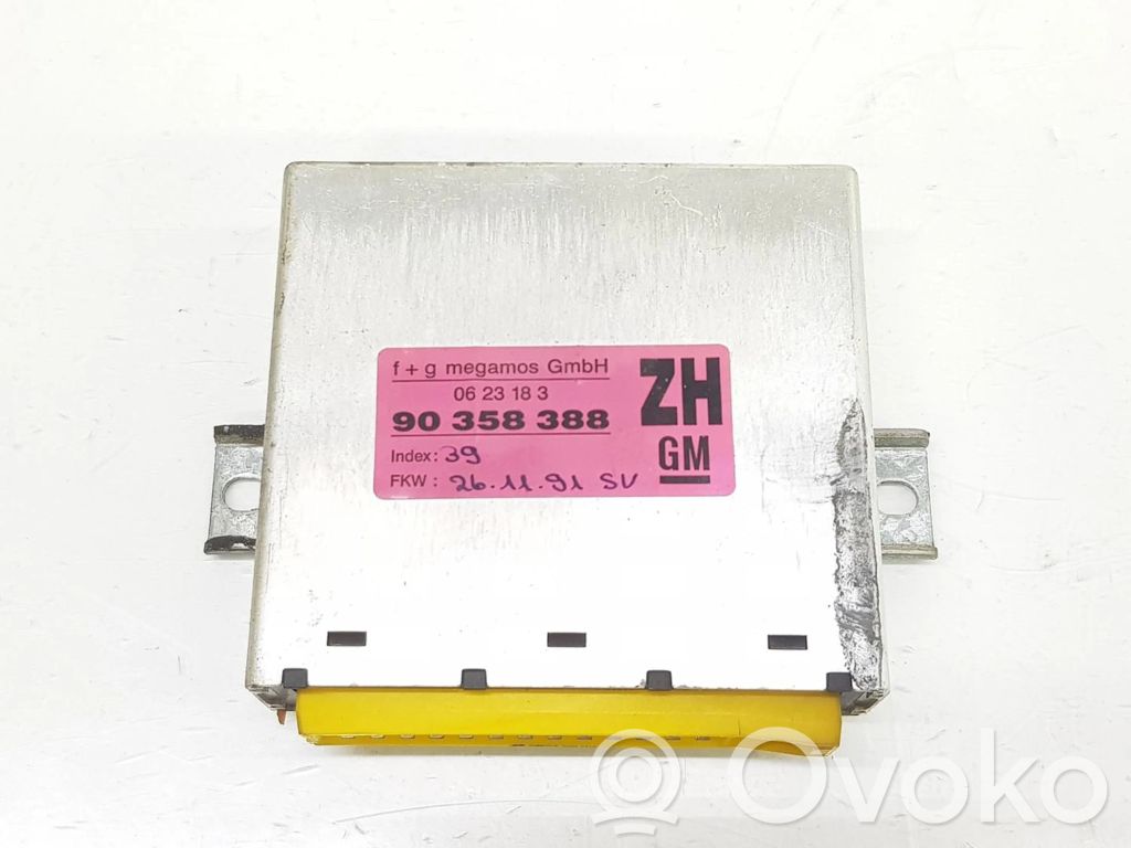 Opel Calibra Other control units/modules 