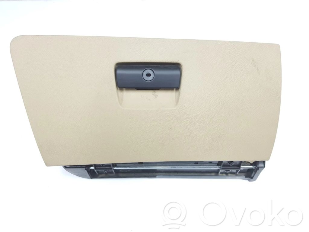 BMW 3 E90 E91 Boite à gants 