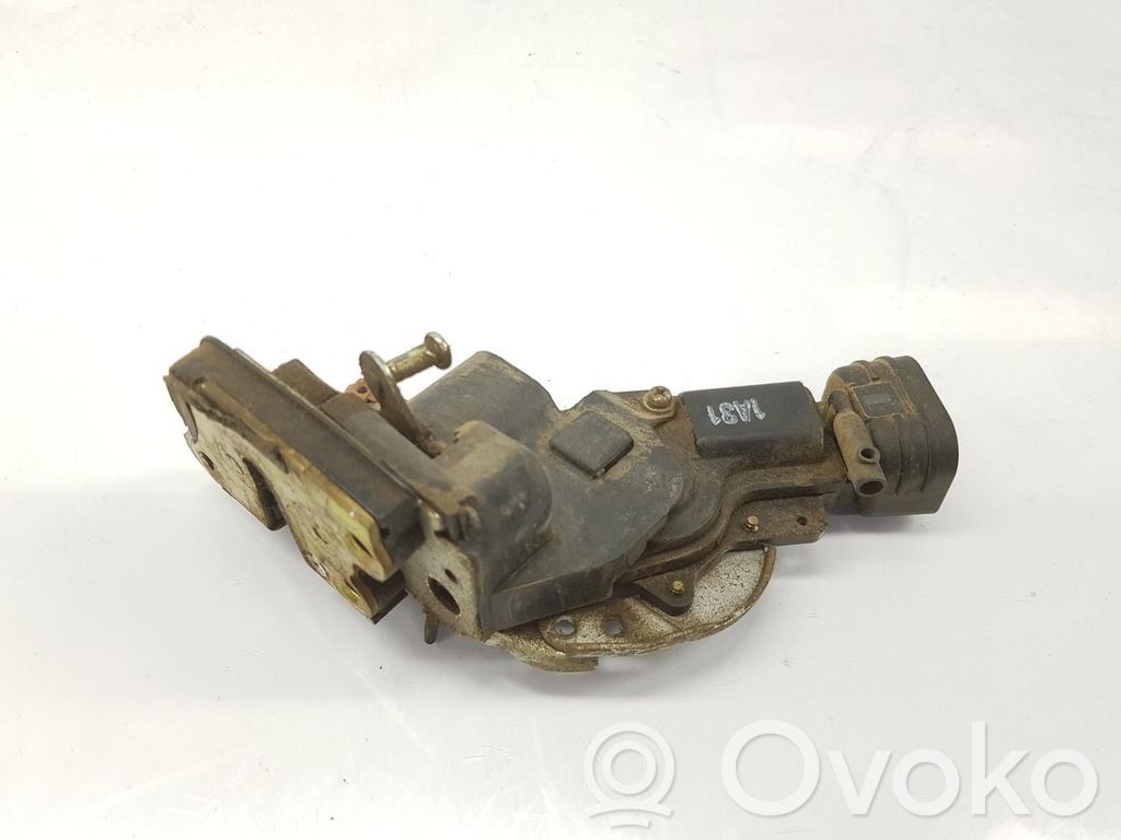 Toyota Land Cruiser (HDJ90) Încuietoare ușă spate