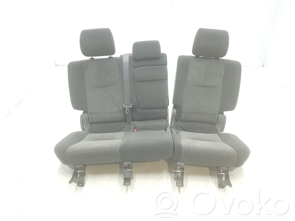 Toyota Land Cruiser (J120) Aizmugurējais sēdeklis 