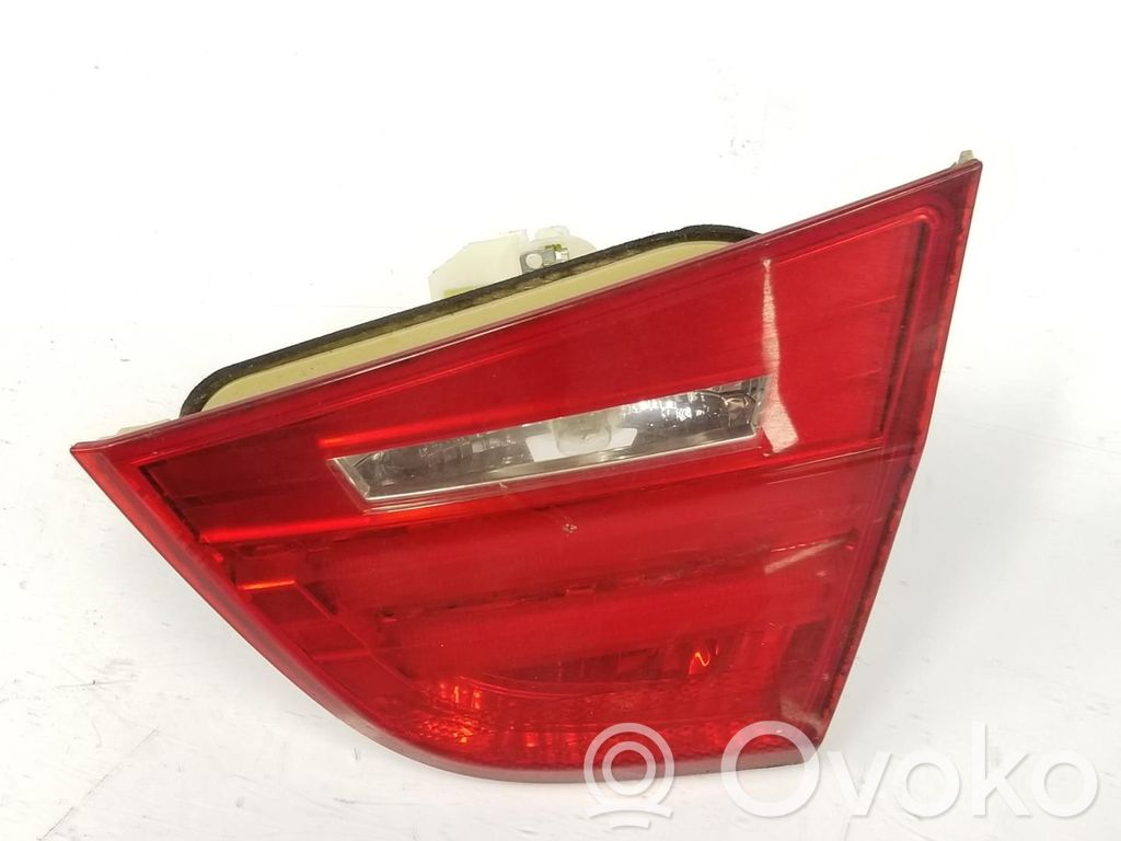 BMW 3 E90 E91 Lampă spate în capacul portbagajului 