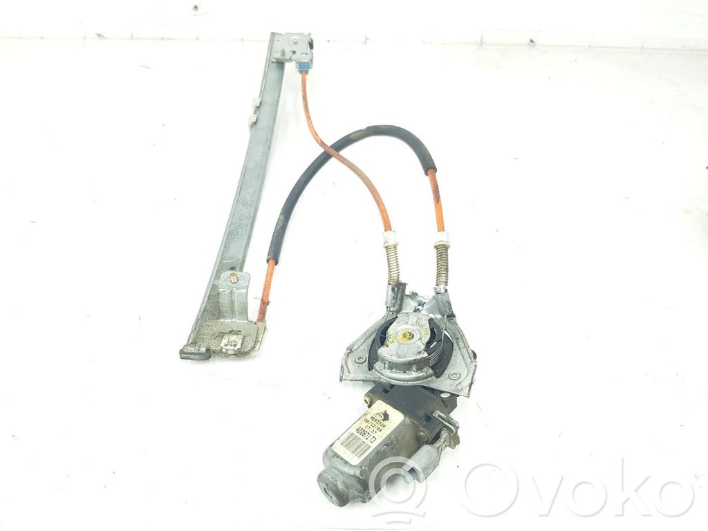 Citroen Saxo Macara ușă față cu motor